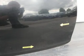 VW Fox 5Z Heckklappe Kofferraumklappe Klappe hinten mit Scheibe schwarz L041 - Bild 4