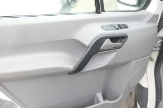 VW Crafter 2E Türverkleidung Verkleidung Tür vorne links grau Seitenverkleidung - Bild 2