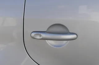 VW Touran 1T 1T3 Tür hinten rechts silber LA7W - ohne Anbauteile - Bild 3