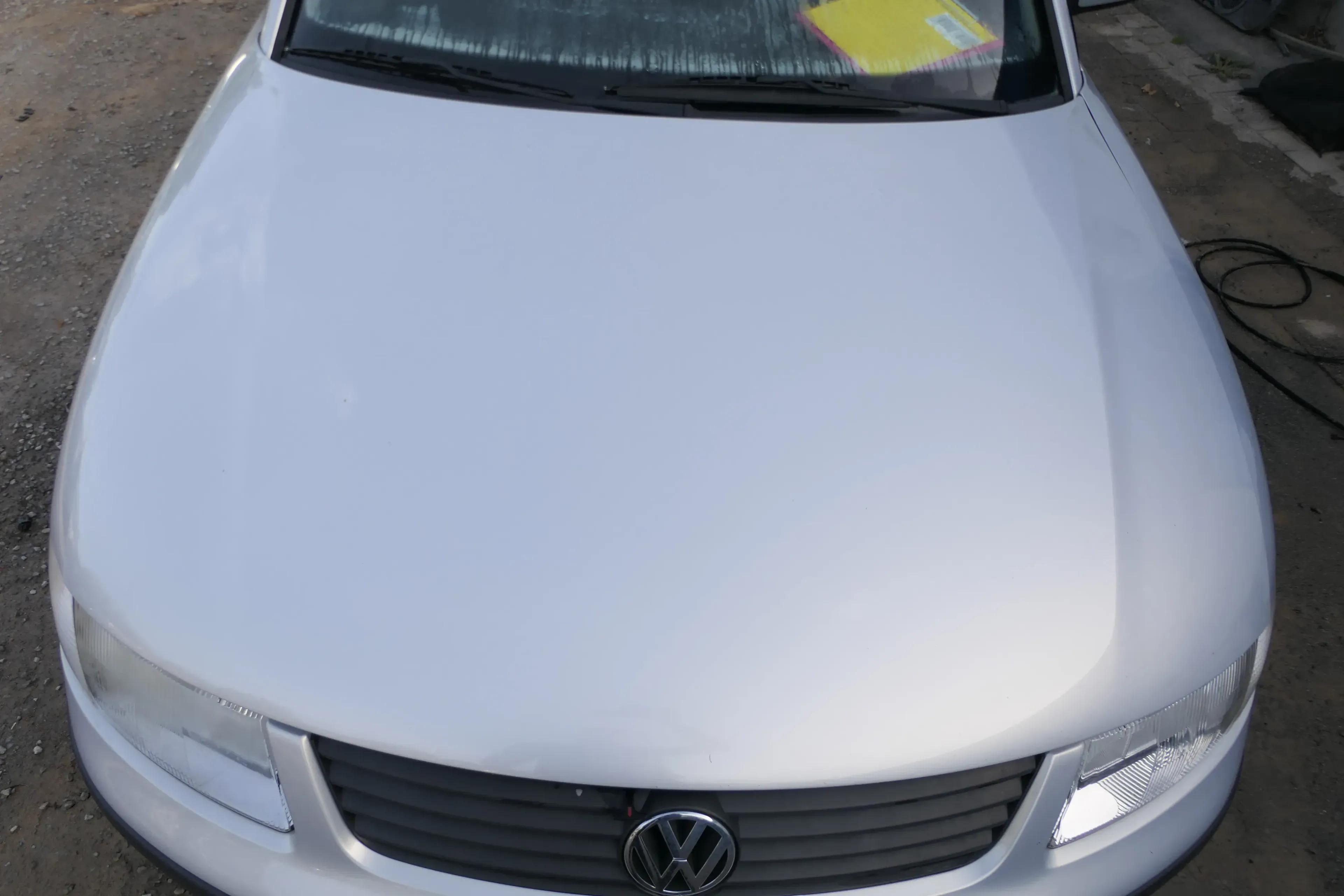 VW Passat 3B Motorhaube Klappe vorne vorn Haube silber grau LB7Z - Bild 1