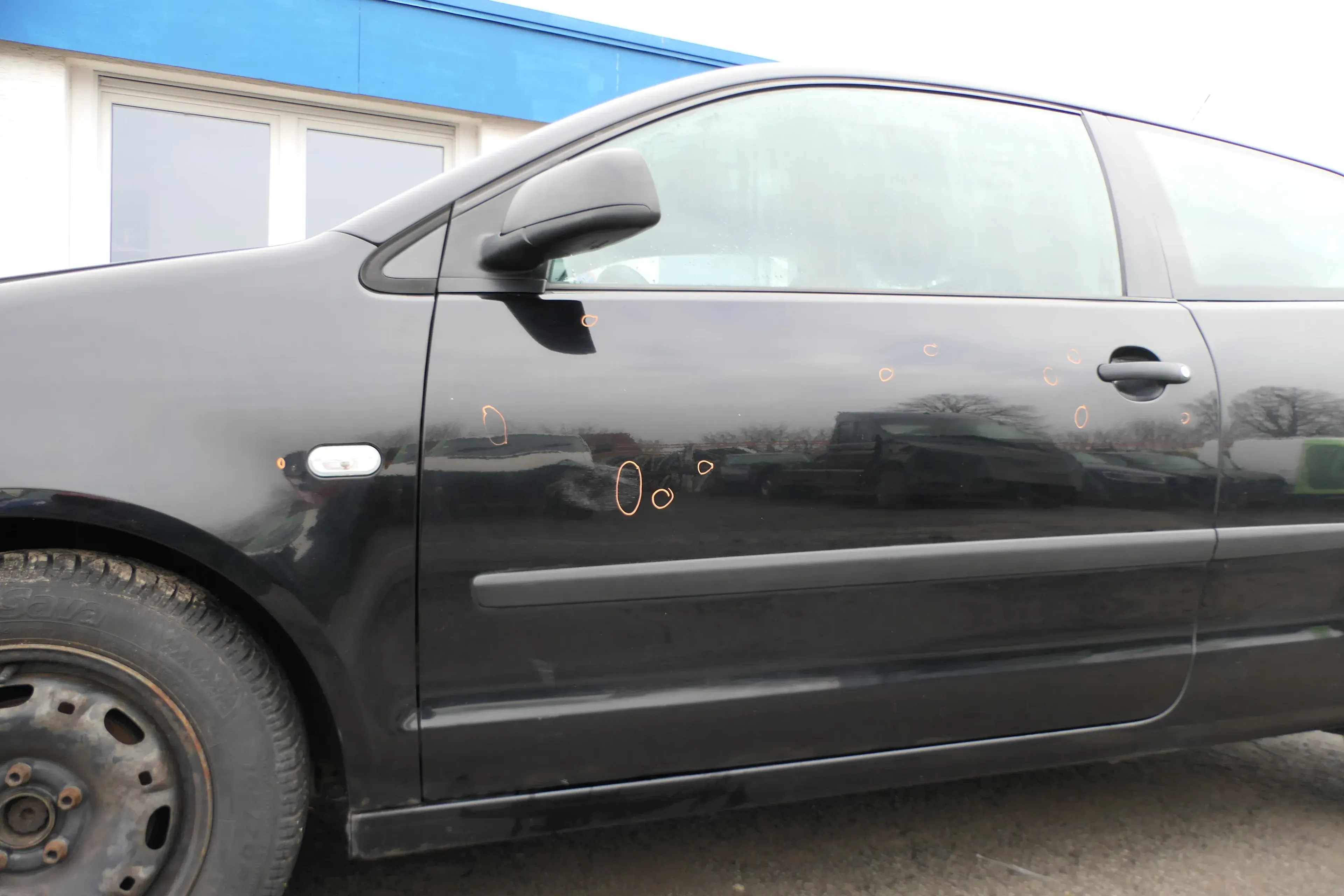 VW Polo 9N 9N3 Tür vorne links Fahrertür 2/3-Türer schwarz L041 ohneAnbautei - Bild 1