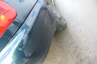 Audi A4 B5 Limousine Stoßstange hinten Heckstoßstange grün LZ6U biscaBj99 - Bild 2