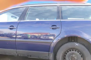 VW Passat 3B 3BG Kombi Variant Tür hinten links blau LA5E ohneAnbauteile - Bild 1