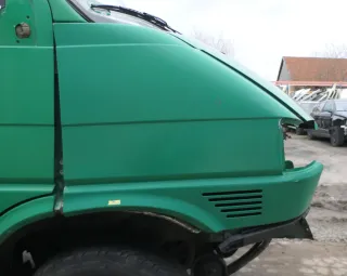 VW T4 kurze Version Kotflügel vorne rechts grün Polizei - Bild 1