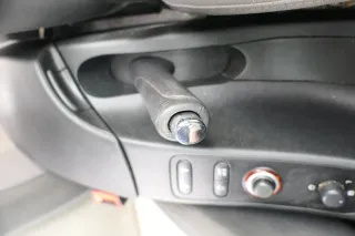 Seat Altea 5P Handbremse Feststellbremse schwarz Griff 5P0711461B 1UQ - Bild 4