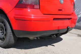 VW Golf 4 Limousine Stoßstange hinten Heckstoßstange Stoßfänger rot LP3G - Bild 5