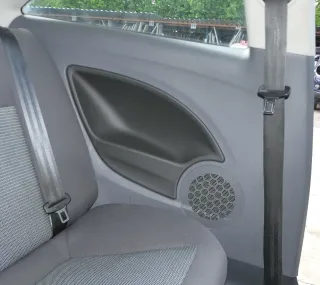 Seat Ibiza 6J Verkleidung hinten links 2/3-Türer Seite - schwarz / grau graphit - Bild 1