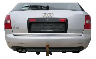 Quattro A6 4B Kombi Stoßstange hinten Heckstoßstange schwarz LZ9W Facelift + PDC - Bild 1
