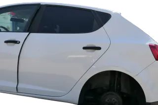 Seat Ibiza 6J Tür hinten links weiß LB9A 4/5-Türer - ohne Anbauteile - Bild 1