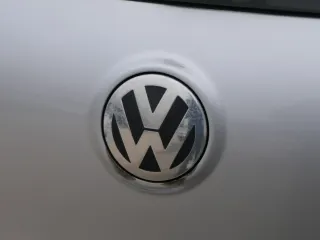 VW Golf 5 V Heckklappe hinten Kofferraumklappe mit Scheibe silber grau LA7W Sil - Bild 6