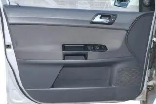 1x VW Polo 9N 9N3 Türverkleidung Verkleidung Tür vorne links  4/5-Türer dunkel - Bild 2