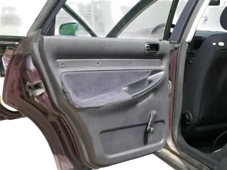 1x Audi A4 B5 Türverkleidung Verkleidung Tür hinten links  Griff Öffner - Bild 1