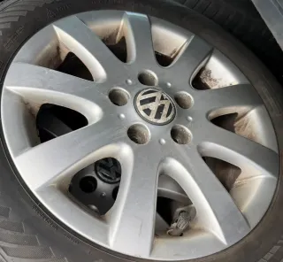 1x Felge Alufelge VW Golf 5 Touran 6,5jx15H2 ET50 1K0601025AQ Alu original  1c - Bild 1