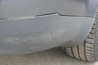 Audi A4 8E B6 Kombi Avant Stoßstange hinten mit Spoiler grau LX7Z - Bild 4