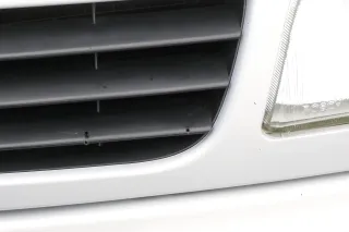 Seat Alhambra 7V 7M Kühlergrill Grill silber LB7Z satinsilber - Bild 2