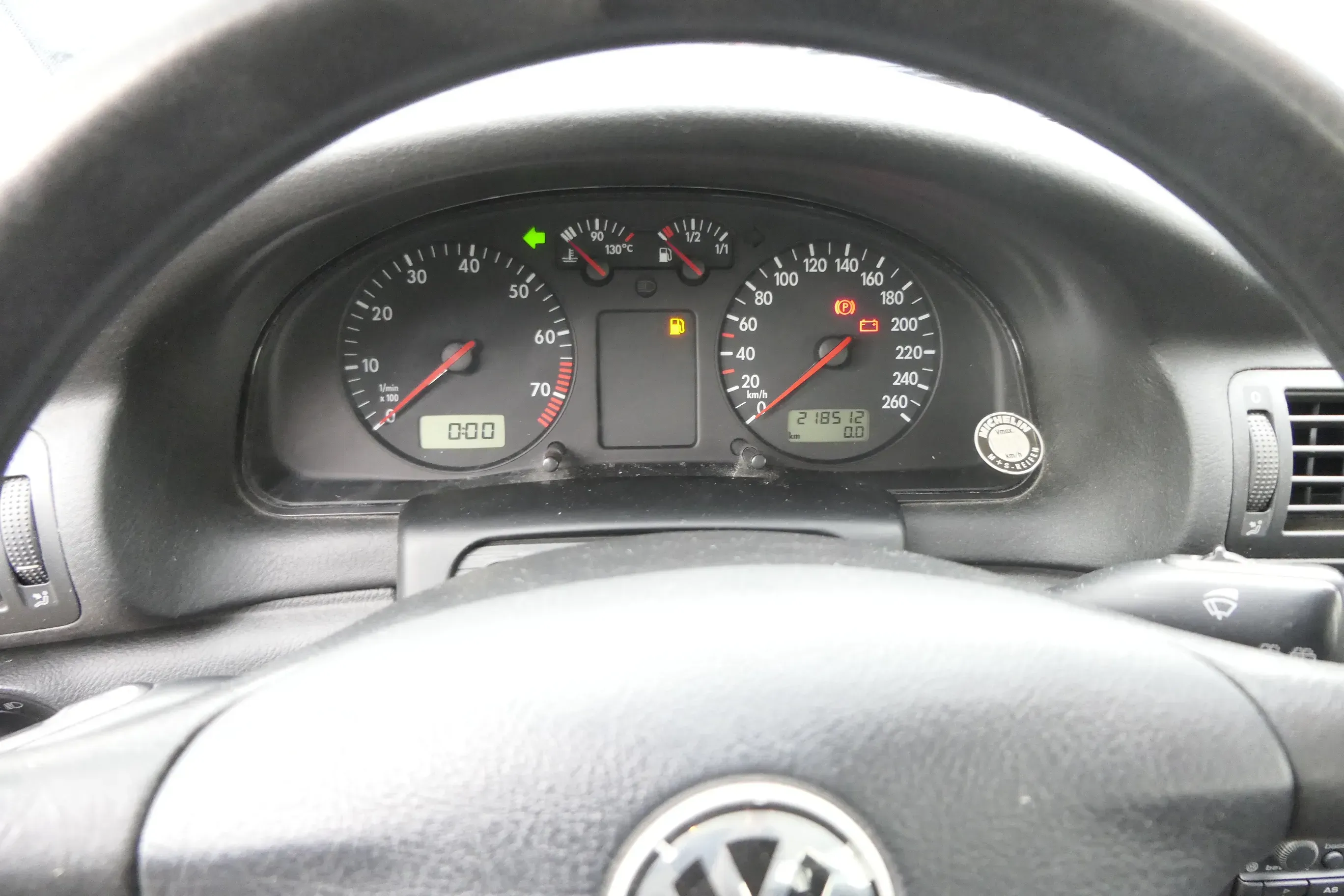 VW Passat 3B Tacho Tachometer Kombiinstrument 218.000km 09052069906 1,6 74kw AHL - Bild 1
