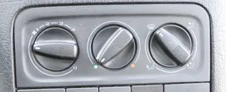 VW Golf 3 Heizung Heizungsbedienteil Bedienteil Lüftung Schalter 1H0819045C - Bild 1