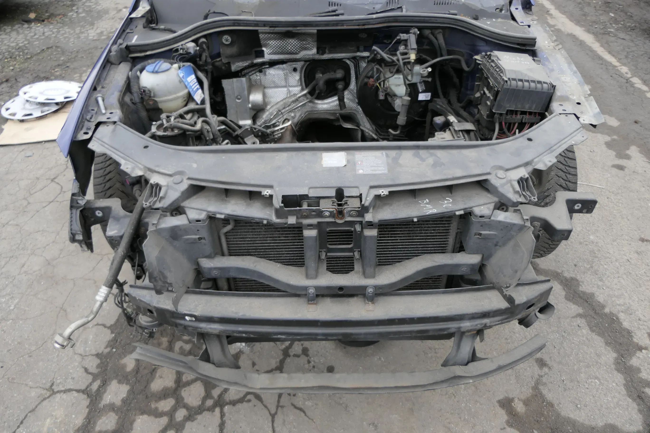 VW Passat 3C Schloßträger Halter Kühler Klima Kondensator 2.0 TDI BMR Querträger - Bild 1