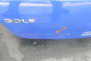 VW Golf 4 Limousine Heckklappe Kofferraumklappe Klappe hinten blau LW5Z - Delle - Bild 6