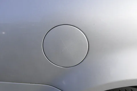 VW Passat 3BG Kombi Tankdeckel Klappe Tankklappe Deckel Tank silber grau LA7W