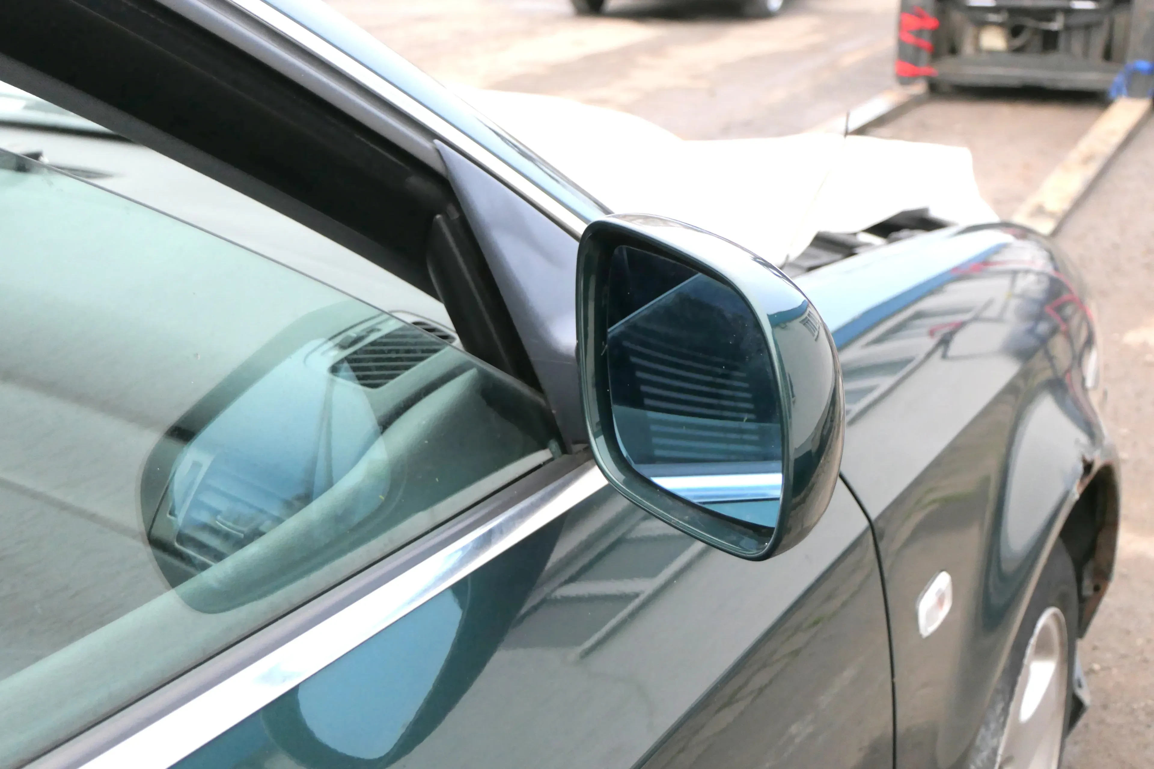 Audi A6 4B Spiegel Außenspiegel rechts elektrisch grün LZ6H mit GLAS - Bild 1