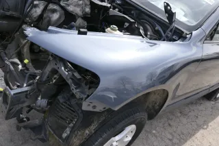 VW Touareg 7L Kotflügel vorne links grau LD7U original - Bild 3