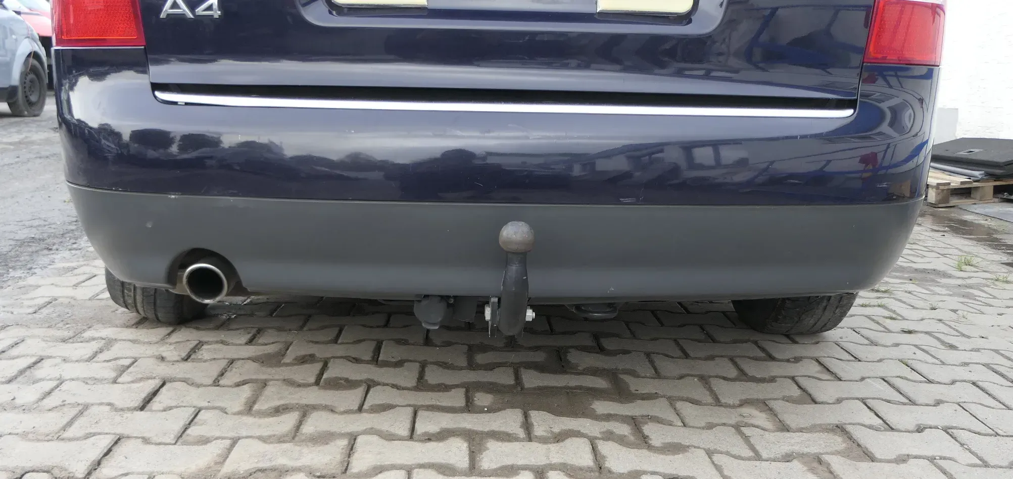Audi A4 8E B6 Kombi Avant Stoßstange hinten mit Spoiler lila blau LY5K - Bild 1