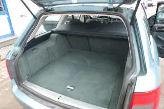 Audi A6 4B Kombi Verkleidung Teppich Kofferraum Kofferraumteppich grün lagos - Bild 2