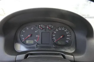 VW Golf 4 Tacho Tachometer Kombiinstrument 156.000km 1J0920802 1,4 16V 75PS 55kw - Bild 1
