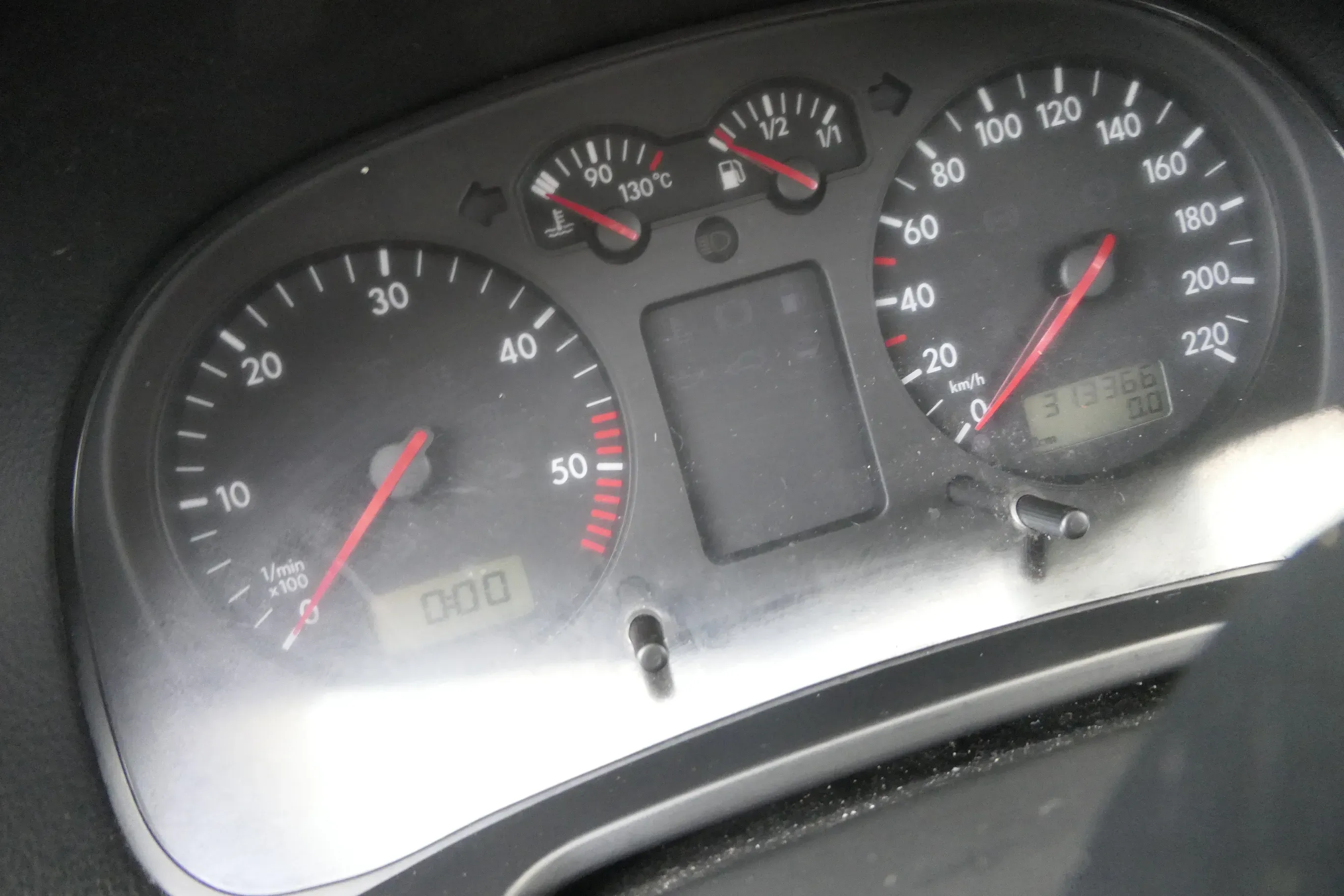 VW Golf 4 Tacho Tachometer Kombiinstrument 313.000km 1J0920802E 1,9 TDI 66kw 81k - Bild 1