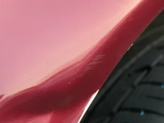 Audi A6 4B Kotflügel vorne links rot LZ3L (bis ca.Mitte 2001 passend   - DELLE - Bild 8