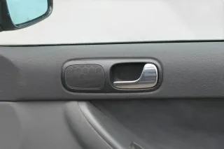 1x Audi A3 8L Türverkleidung Verkleidung Tür vorne rechts 2/3-Türer onyx/schiefe - Bild 2