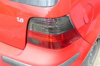 VW Golf 4 Limousine Stoßstange hinten Heckstoßstange Stoßfänger rot LY3D - Bild 6