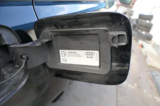 Audi A4 8K B8 Tankdeckel Tankklappe Tank Deckel Klappe LY9B schwarz - Bild 2