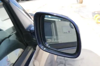 VW Golf 4 Bora manueller Spiegel vorne rechts Außenspiegel blau LA5G - Bild 2