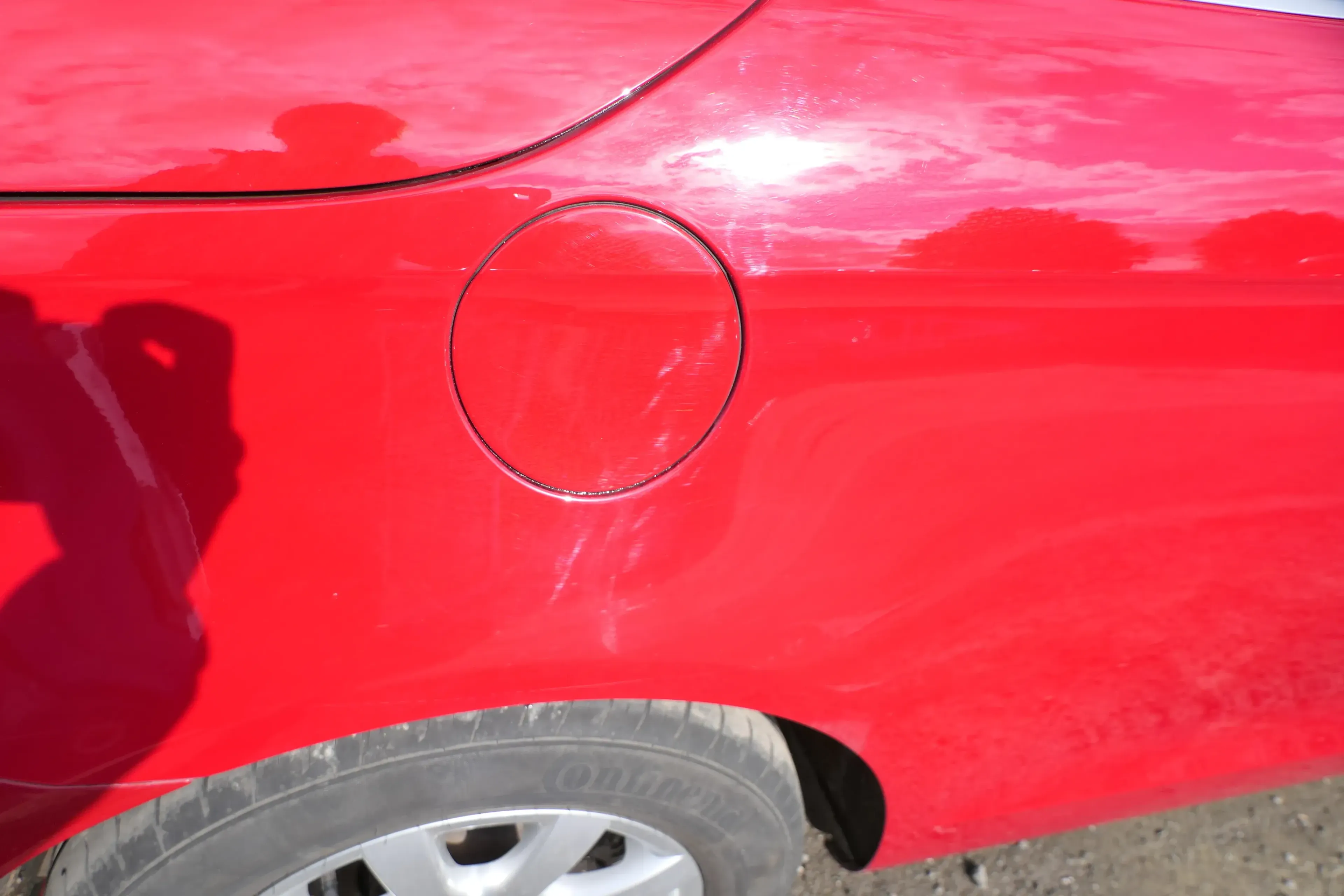 VW Eos 1F Tankdeckel Klappe Tankklappe Deckel Tank rot LA3H - Bild 1