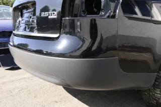Audi A6 4B Limousine Stoßstange hinten Heckstoßstange Stoßfänger schwarz LY9B - Bild 3