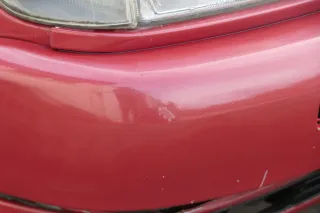 VW Polo 6N Stoßstange vorne 2-geteilte Frontstoßstange rot braun LC3M Stoßfänger - Bild 5
