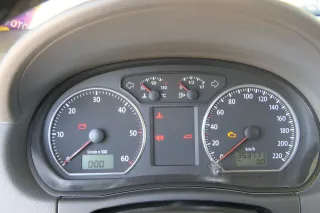 VW Polo 9N Tacho Tachometer Kombiinstrument 353.000km 6Q0920822L 1,4TDI AXR ATD - Bild 1