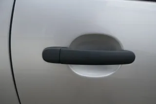 VW Golf 4 Tür vorne rechts Beifahrertür 2/3-Türer LA7W silber grau ohnAnbauteile - Bild 2