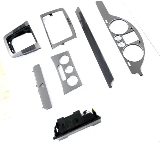 VW Passat 3C Mittelkonsole Verkleidung Klappe Abdeckung Dekor dunkel grau - Bild 1