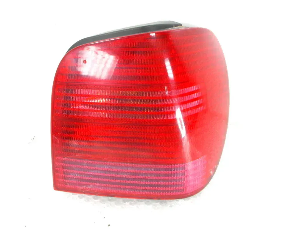 VW Polo 6N2 Rücklicht Rückleuchte Hecklicht Heckleuchte hinten rechts rot - Bild 1