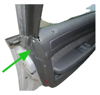 1x A6 4B Türverkleidung Verkleidung Tür vorne links schwarz Griff Hebel Abdeckun - Bild 2