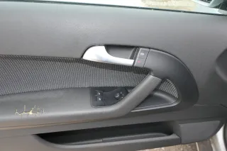1x Audi A3 8P Türverkleidung Verkleidung Tür vorne links schwarz 2/3-Türer Griff - Bild 3