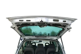 Seat Alhambra 7M Heckklappe Klappe hinten ab ca. Bj.2000 silber -Ohne Anbauteilw - Bild 2