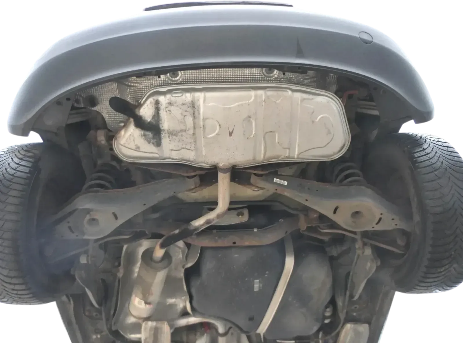VW Golf 5 V 1K Auspuff Endschalldämpfer hinten 1,4 BKG Motor BLN FSI Mittelschal - Bild 1