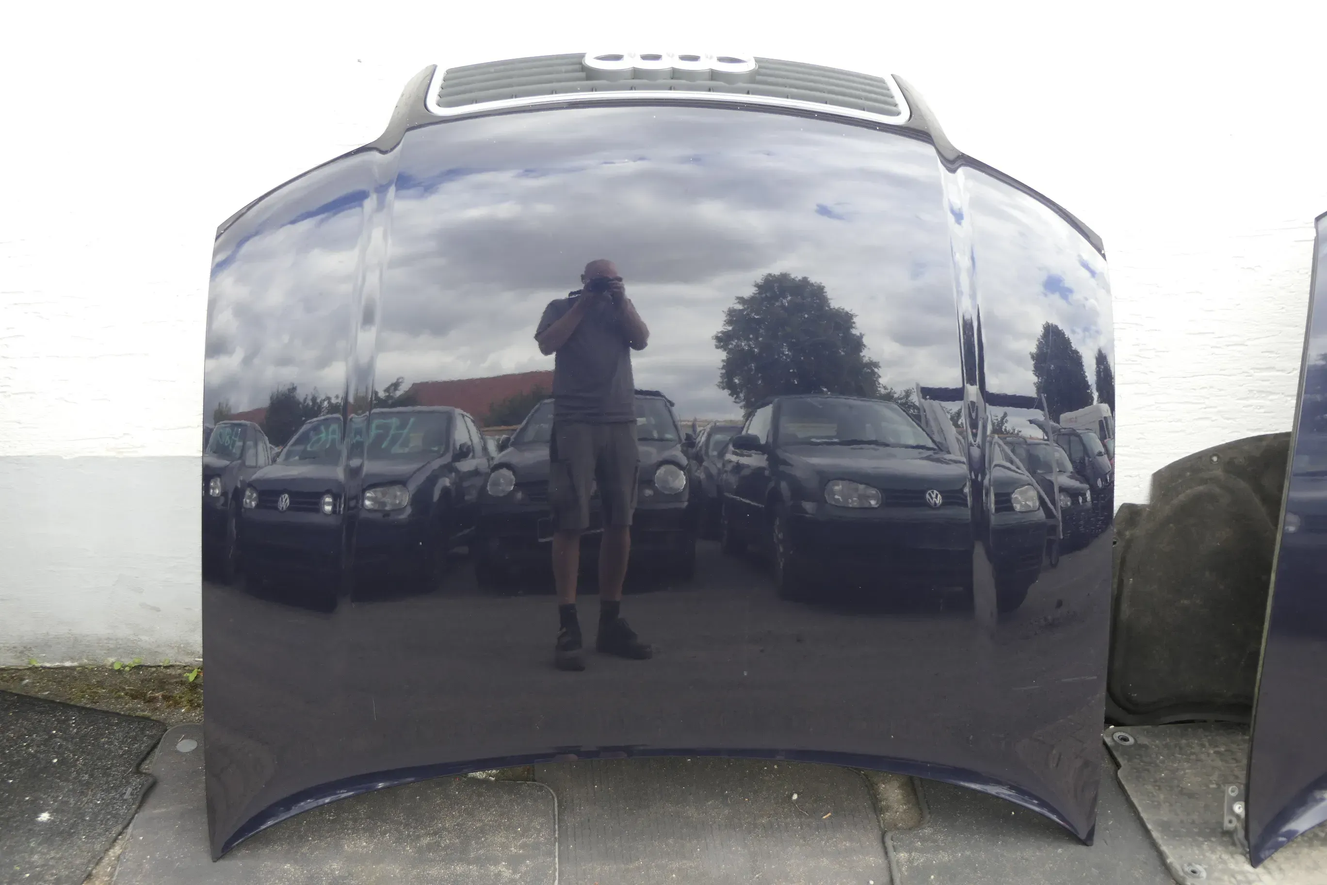 Audi A4 B6 8E Motorhaube Haube Klappe blau LZ5L - mit Grill - Bild 1