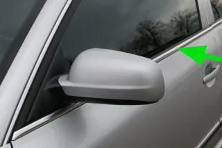 VW Passat 3B Leiste Zierleiste Tür vorn links chrom silber oben Fensterschachtab - Bild 2