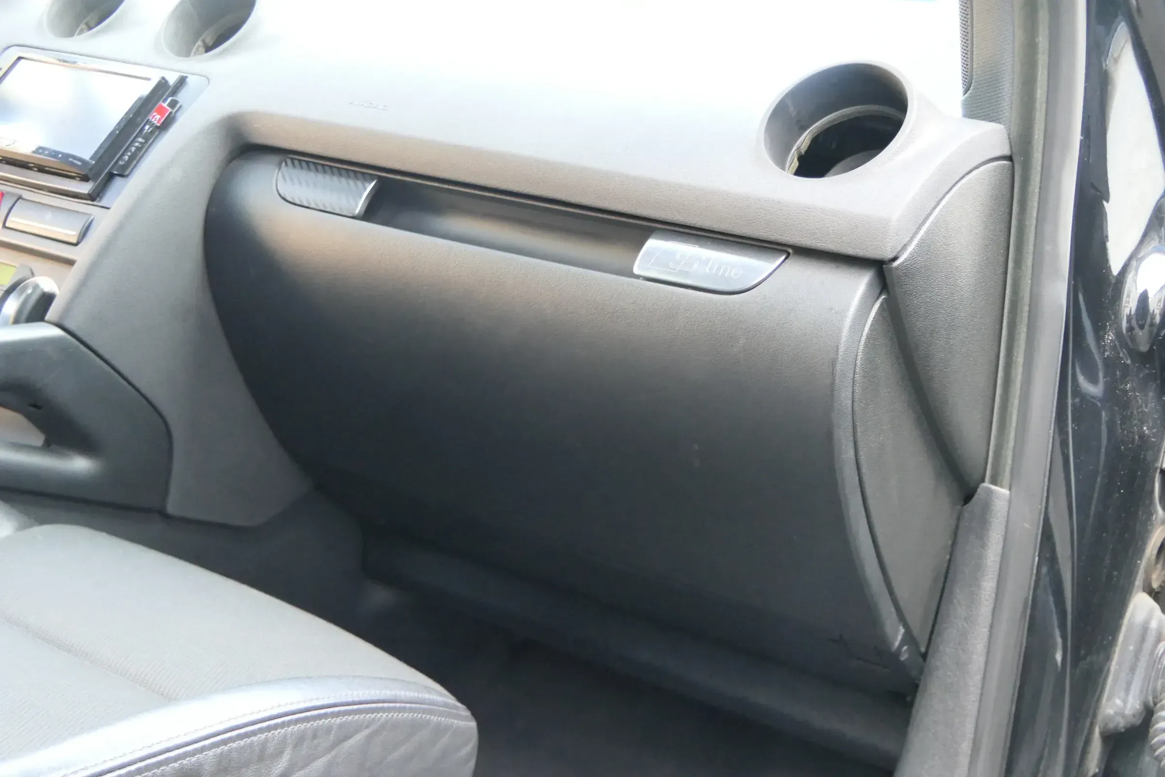 A3 8P Handschuhfach schwarz Handschuhfachdeckel Deckel Klappe Sportback S-line - Bild 1