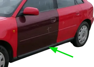 Audi A3 8L NUR Zierleiste Leiste Abdeckung Tür vorne links unten schwarz 4/5-Tür - Bild 2